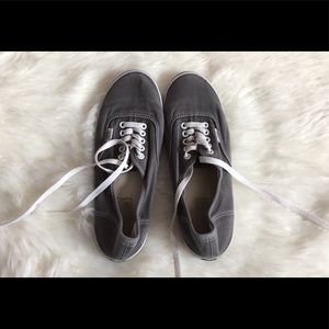 💥SOLD💥 Gray Vans